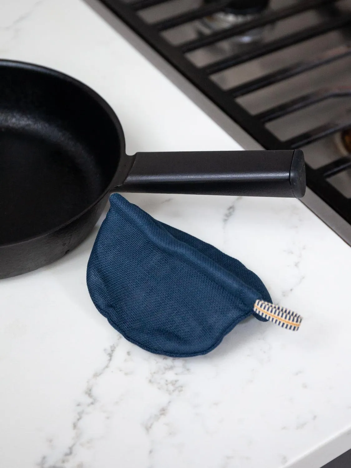 Caya Pot Holder, Yamabuki Yellow