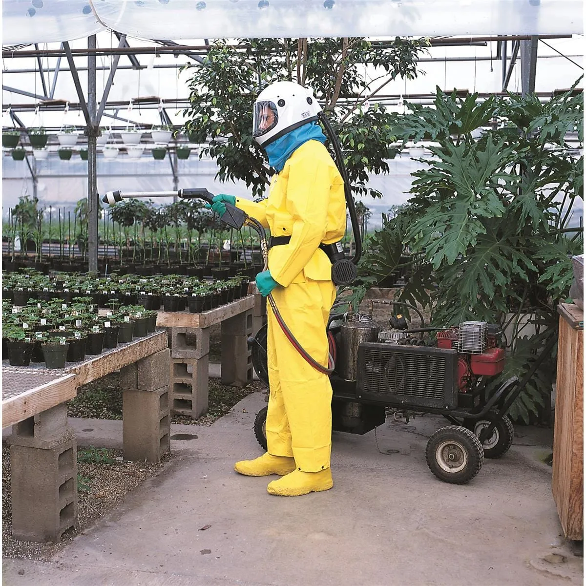 KASCO K80S T9 12V Pesticide Helmet