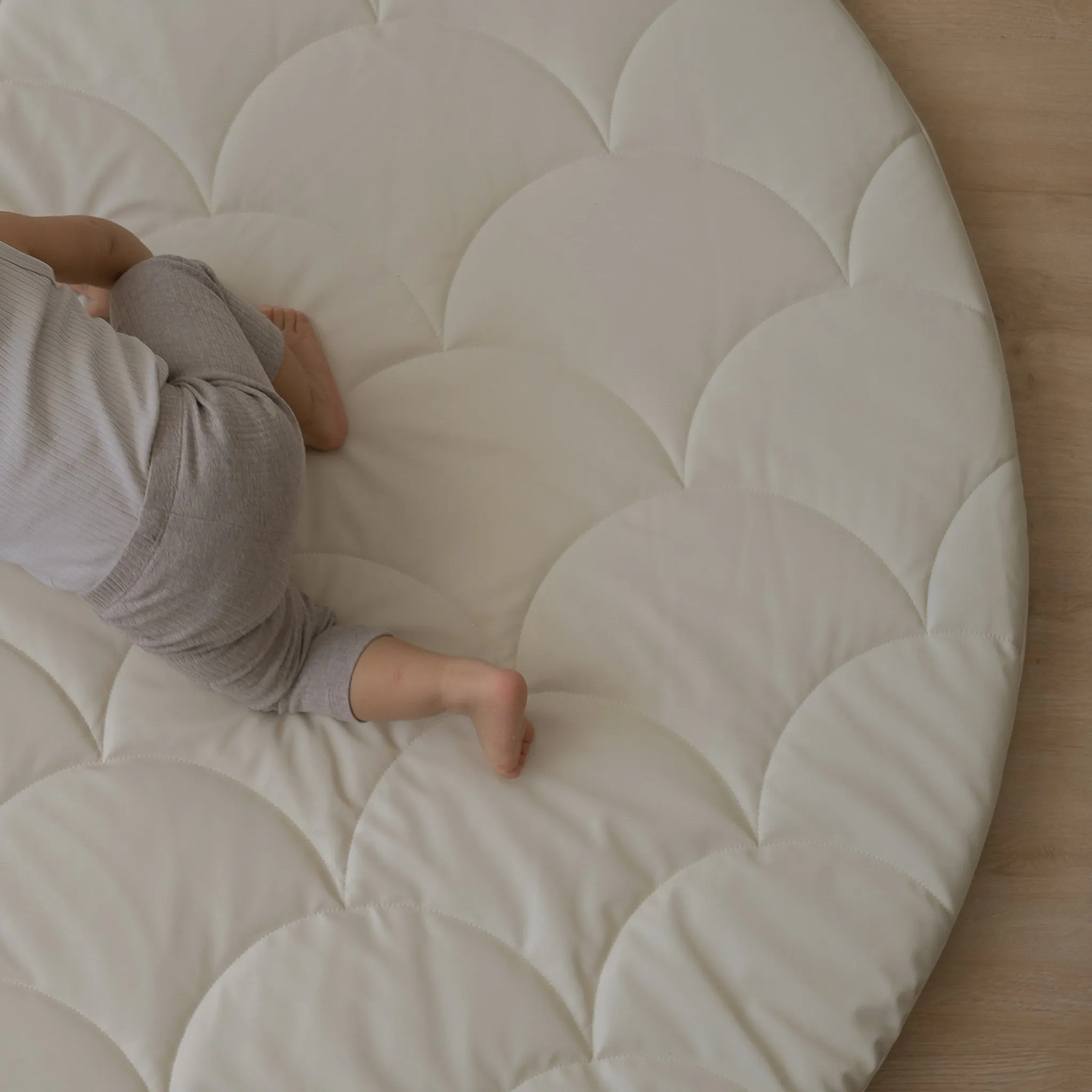 Round Playmat - Soft Ecru